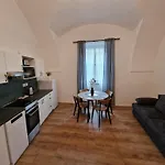 Anežka 3 S Vířivou Vanou Apartmán Jičín