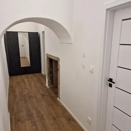 Anezka 3 S Virivou Vanou