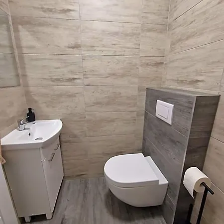 Anezka 3 S Virivou Vanou Jičín